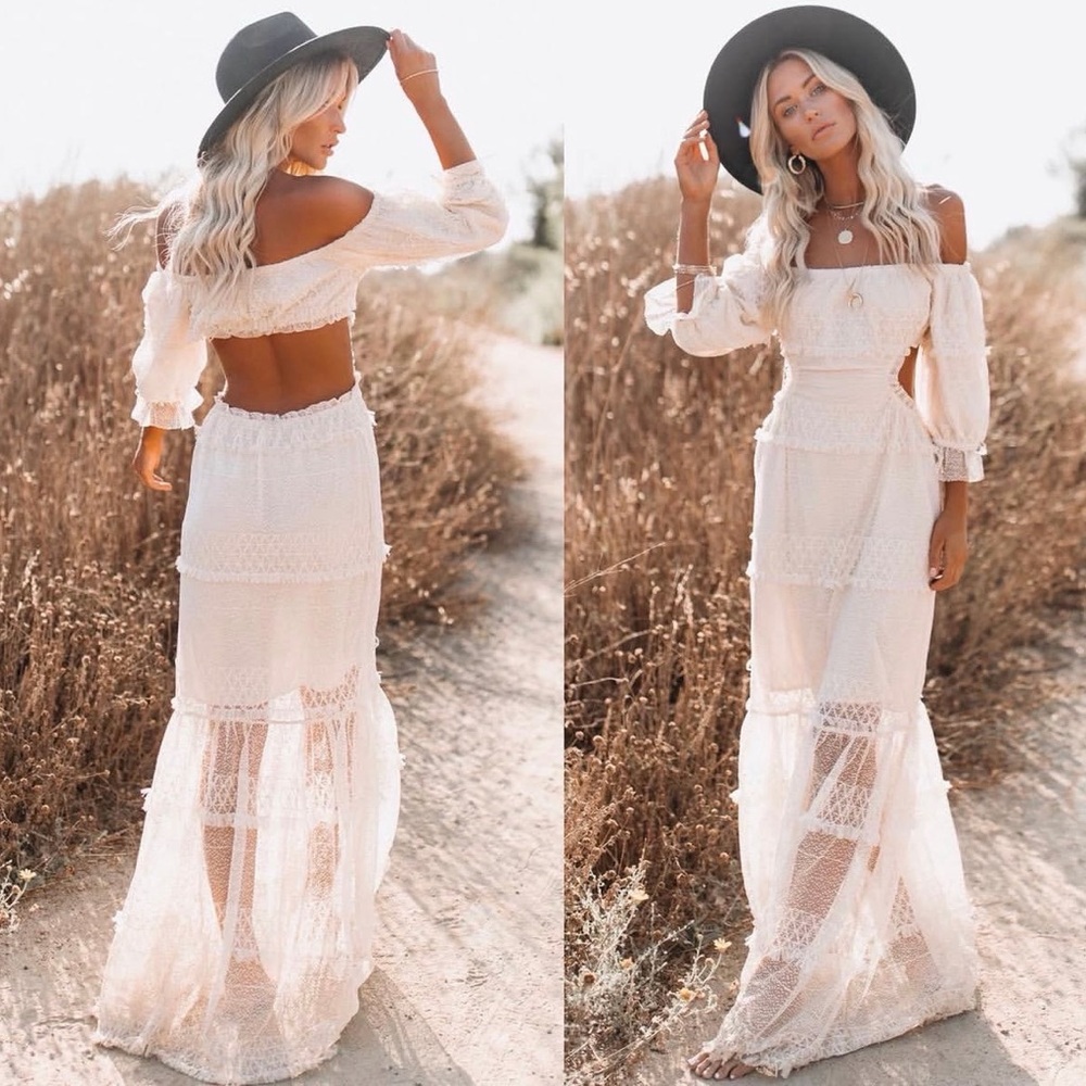 Vici Off-Shoulder Lace Maxi Dress